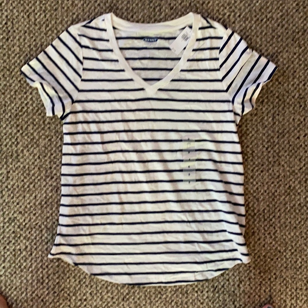 💚Black and white striped teeshirt